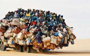 africa-overloaded-passengers-truck_3023038k